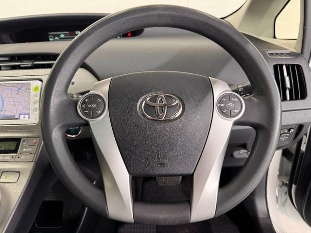 TOYOTA PRIUS 2012
