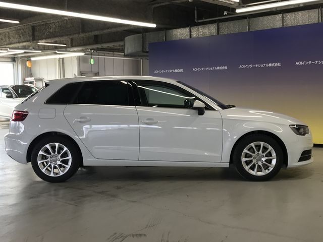 AUDI AUDI A3 SPORTBACK 2016