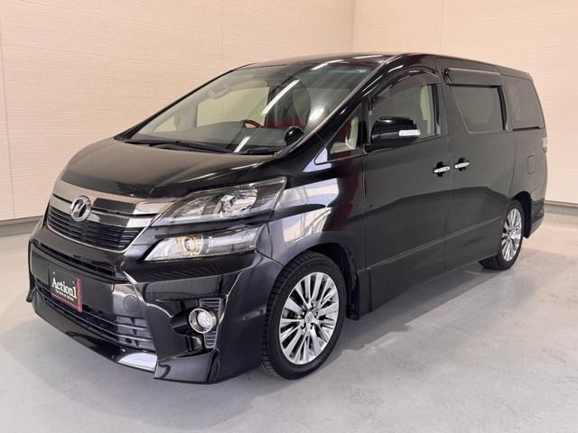 TOYOTA VELLFIRE 2013
