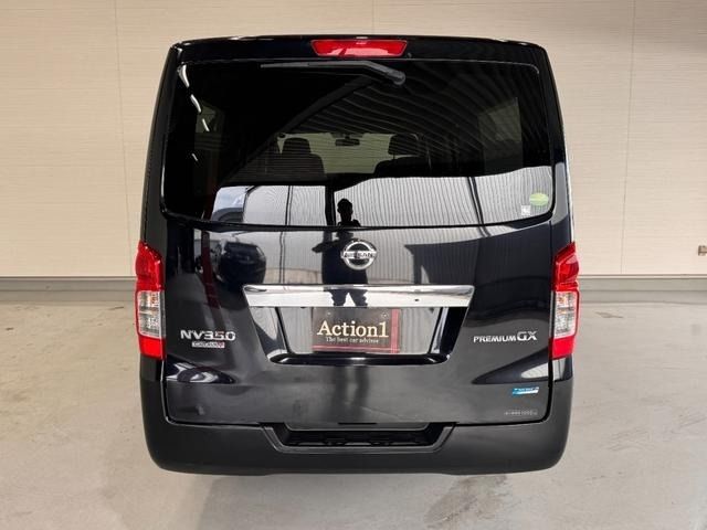 NISSAN NV350 CARAVAN 2016