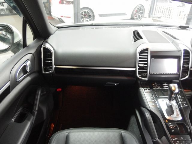 PORSCHE PORSCHE Cayenne 2011