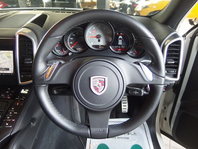 PORSCHE PORSCHE Cayenne 2011