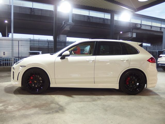 PORSCHE PORSCHE Cayenne 2011