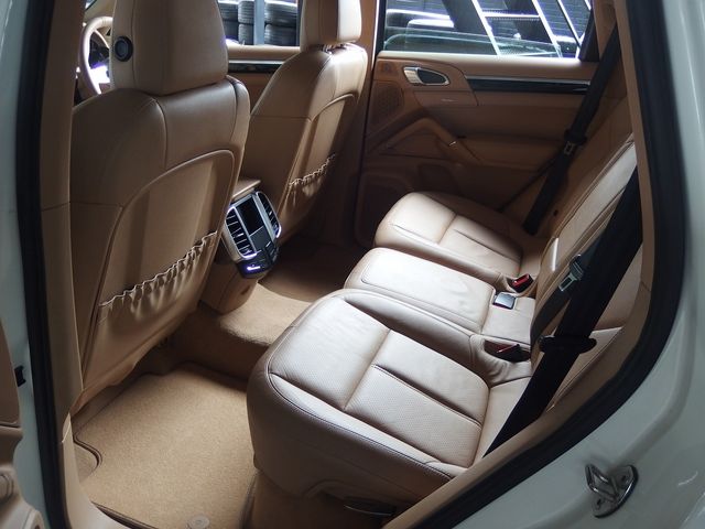 PORSCHE PORSCHE Cayenne 2011