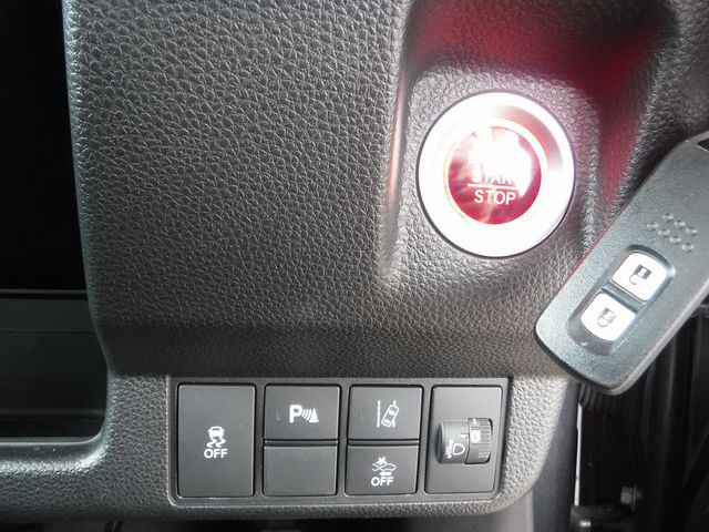 HONDA N-WGN CUSTOM 2023