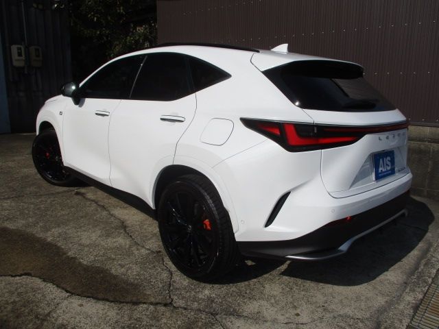 TOYOTA LEXUS NX350h 2023