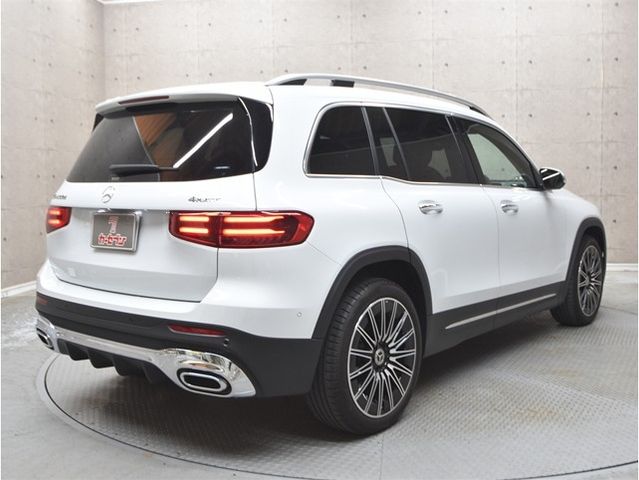 MERCEDES BENZ MERCEDES BENZ GLB 2023