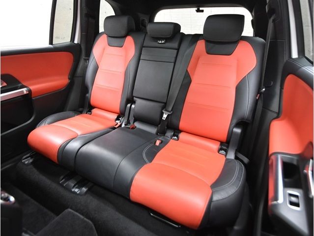 MERCEDES BENZ MERCEDES BENZ GLB 2023