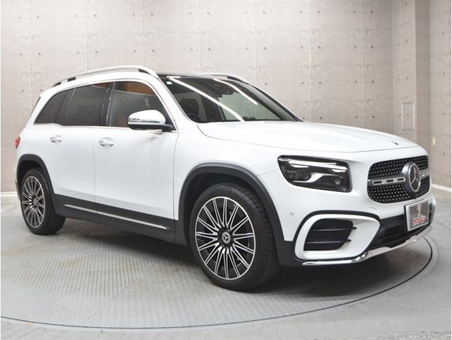 MERCEDES BENZ MERCEDES BENZ GLB 2023