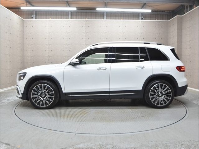 MERCEDES BENZ MERCEDES BENZ GLB 2023