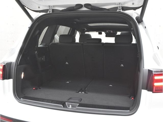 MERCEDES BENZ MERCEDES BENZ GLB 2023