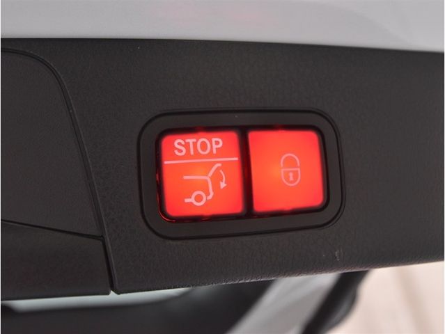 MERCEDES BENZ MERCEDES BENZ GLB 2023