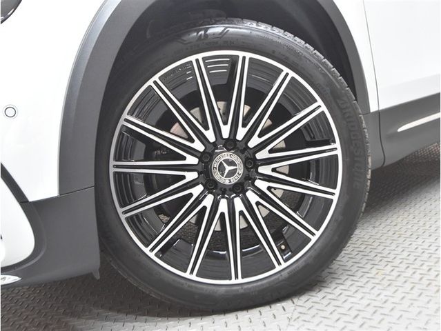 MERCEDES BENZ MERCEDES BENZ GLB 2023