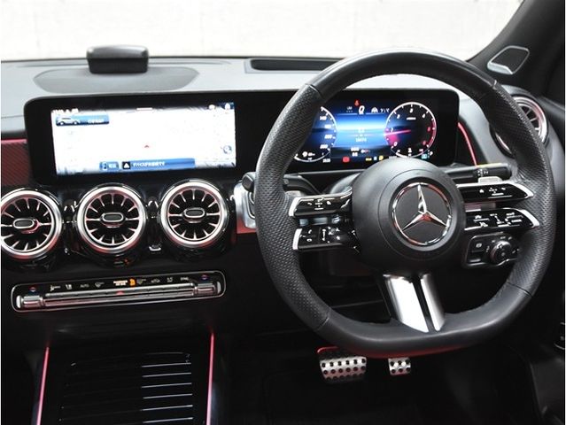 MERCEDES BENZ MERCEDES BENZ GLB 2023