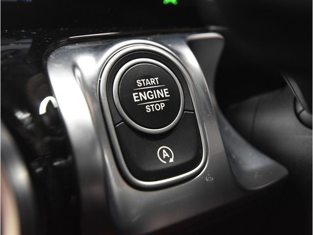 MERCEDES BENZ MERCEDES BENZ GLB 2023