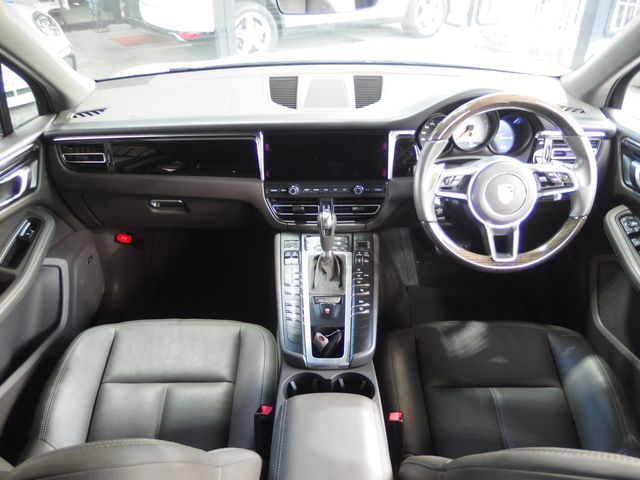 PORSCHE PORSCHE Macan 2020