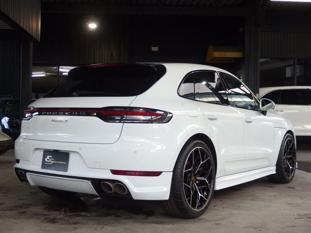 PORSCHE PORSCHE Macan 2020