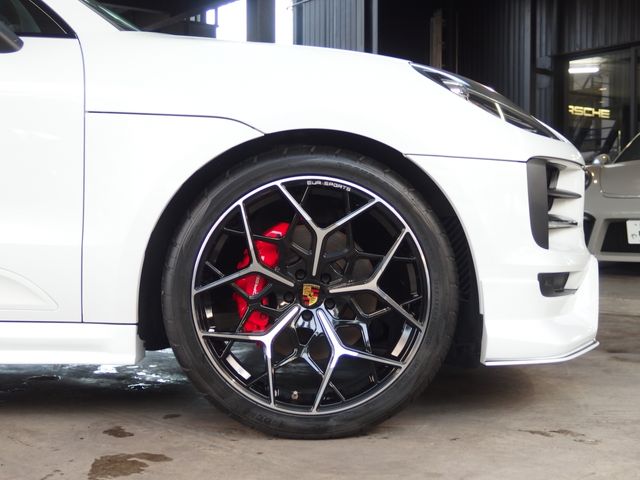 PORSCHE PORSCHE Macan 2020