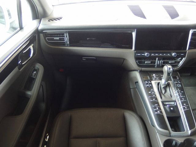 PORSCHE PORSCHE Macan 2020