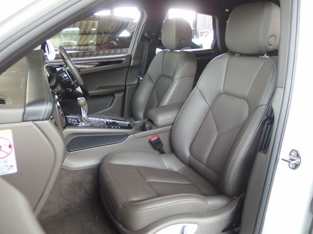 PORSCHE PORSCHE Macan 2020