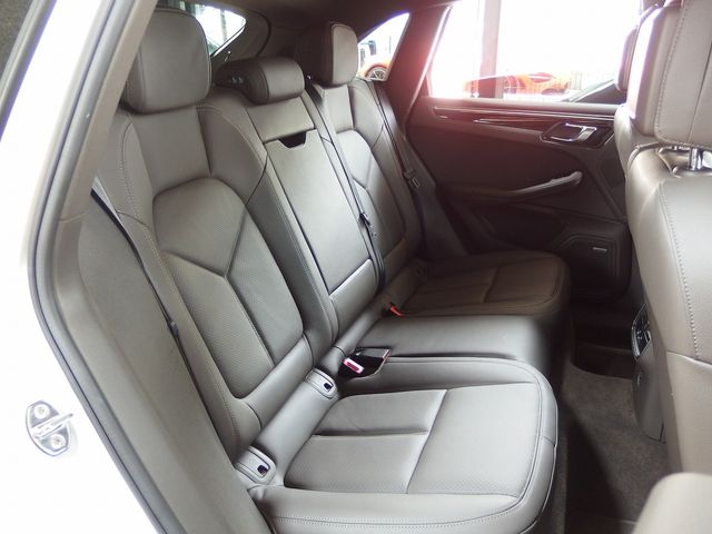 PORSCHE PORSCHE Macan 2020