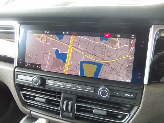 PORSCHE PORSCHE Macan 2020