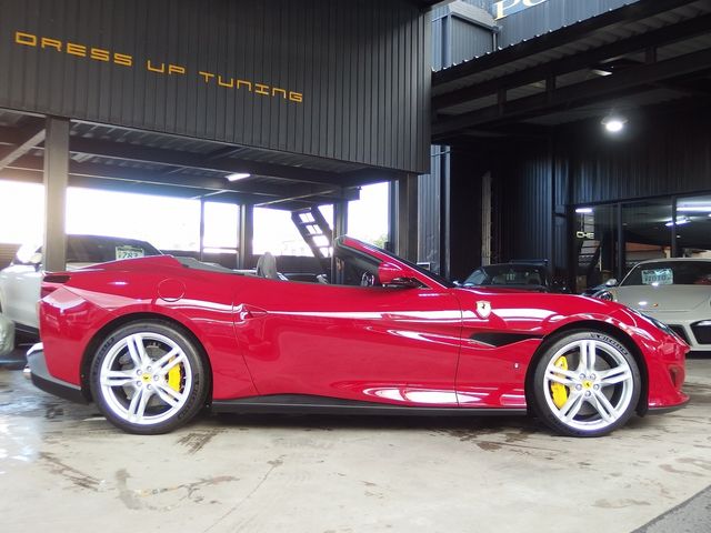 FERRARI FERRARI Portofino 2019