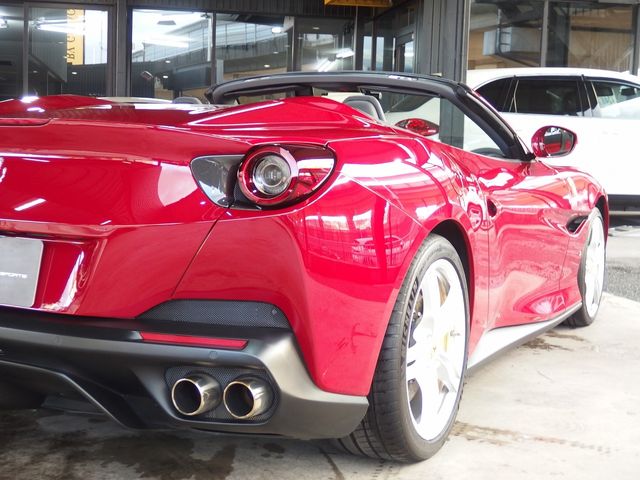 FERRARI FERRARI Portofino 2019