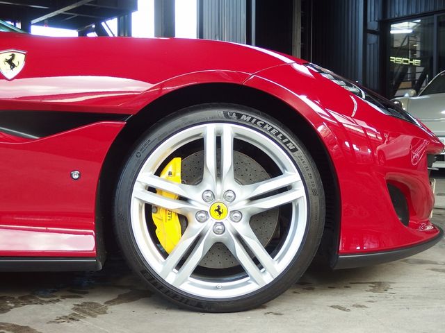 FERRARI FERRARI Portofino 2019