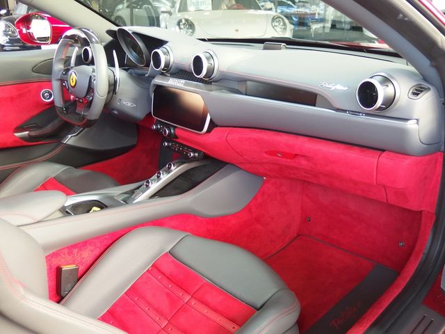 FERRARI FERRARI Portofino 2019