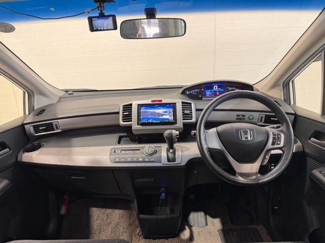 HONDA FREED HYBRID 2013
