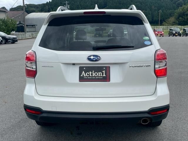 SUBARU FORESTER 2015