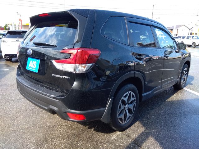 SUBARU FORESTER 2018