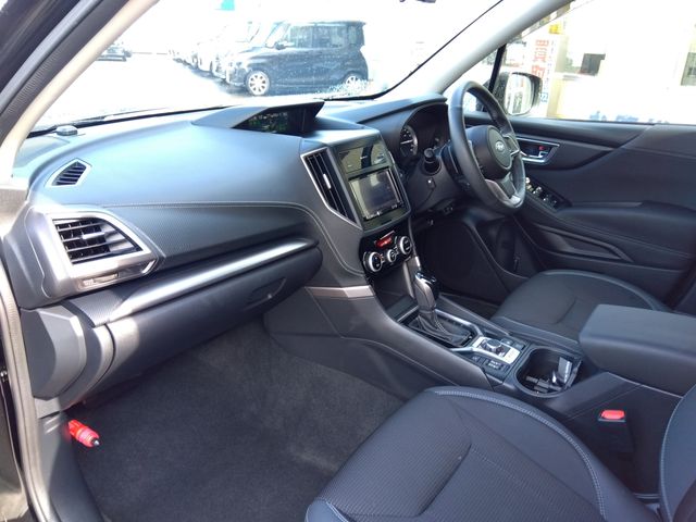 SUBARU FORESTER 2018