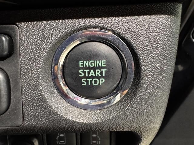 TOYOTA HIACE van 2WD 2016