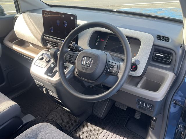 HONDA FREED e:HEV 2024