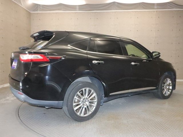 TOYOTA HARRIER 2WD 2018