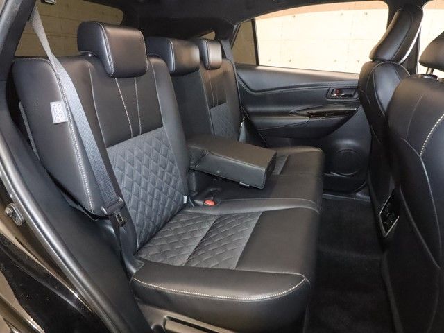 TOYOTA HARRIER 2WD 2018