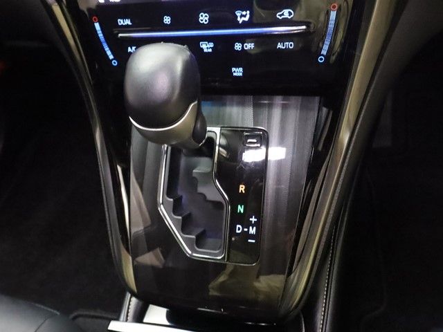 TOYOTA HARRIER 2WD 2018