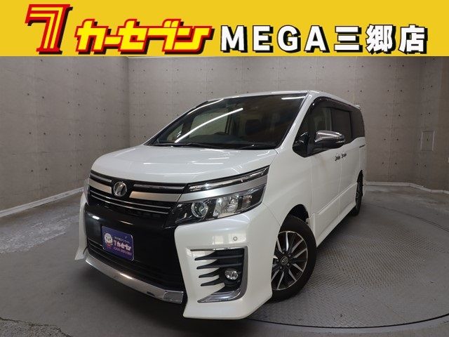 TOYOTA VOXY 2016