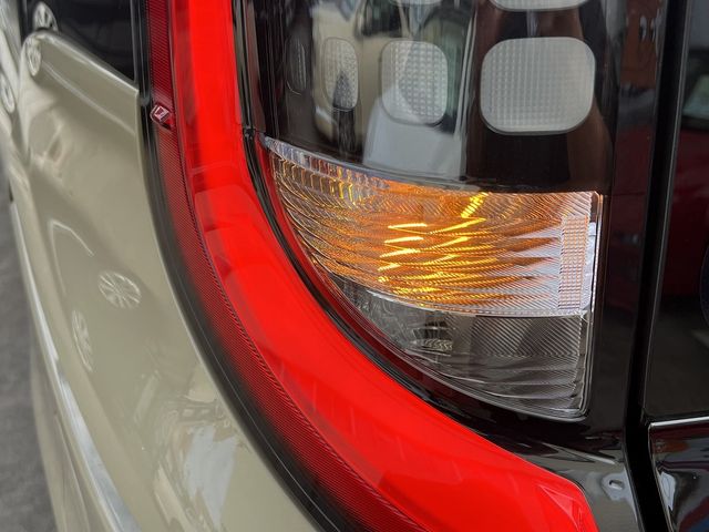 TOYOTA SIENTA HYBRID 2022