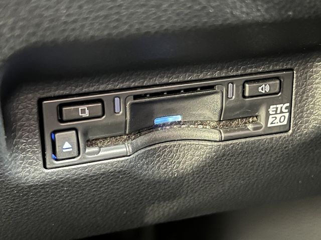 TOYOTA SIENTA HYBRID 2022