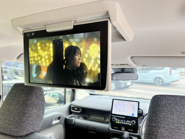 TOYOTA SIENTA HYBRID 2022