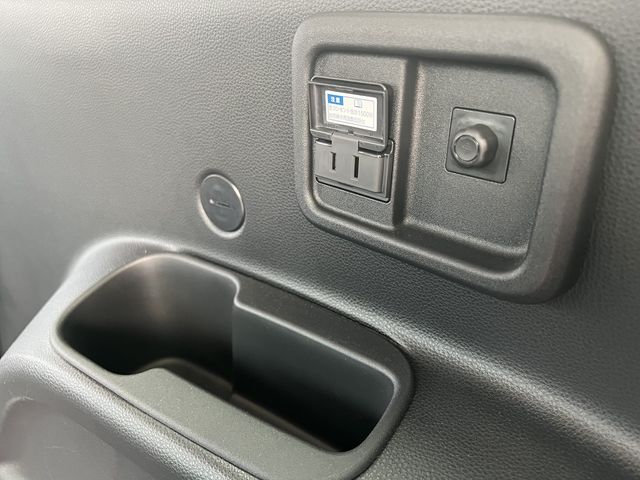 TOYOTA SIENTA HYBRID 2022