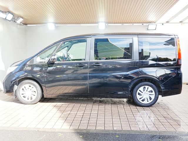 HONDA STEPWAGON 2016