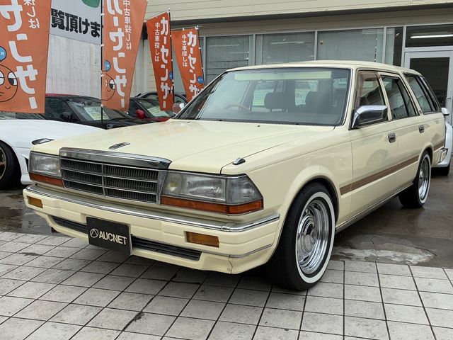 NISSAN GLORIA wagon 1996