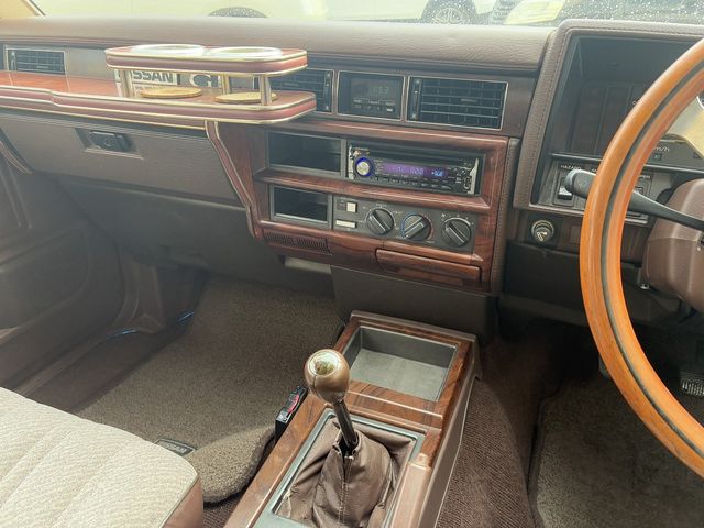 NISSAN GLORIA wagon 1996