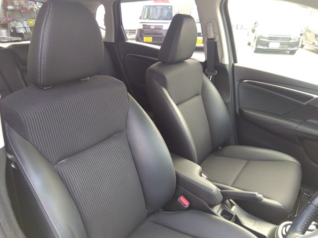 HONDA FIT HYBRID 4WD 2018