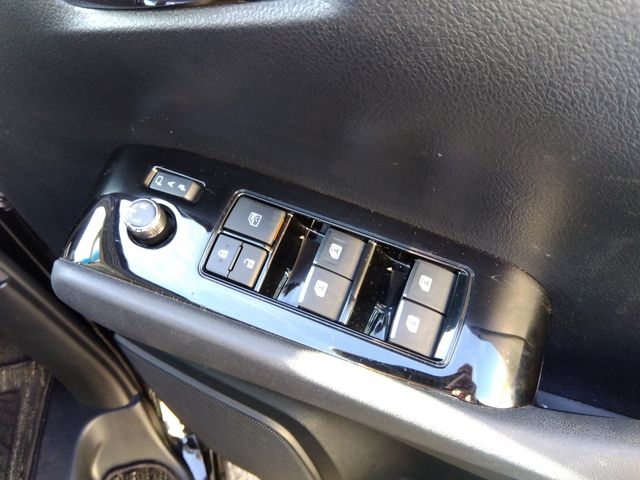 TOYOTA VELLFIRE 4WD 2015