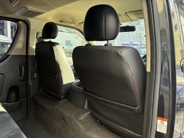 TOYOTA HIACE van 4WD 2015